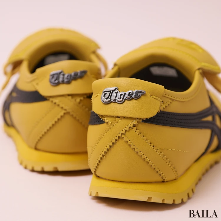 オニツカタイガー　休日　ゴルフ