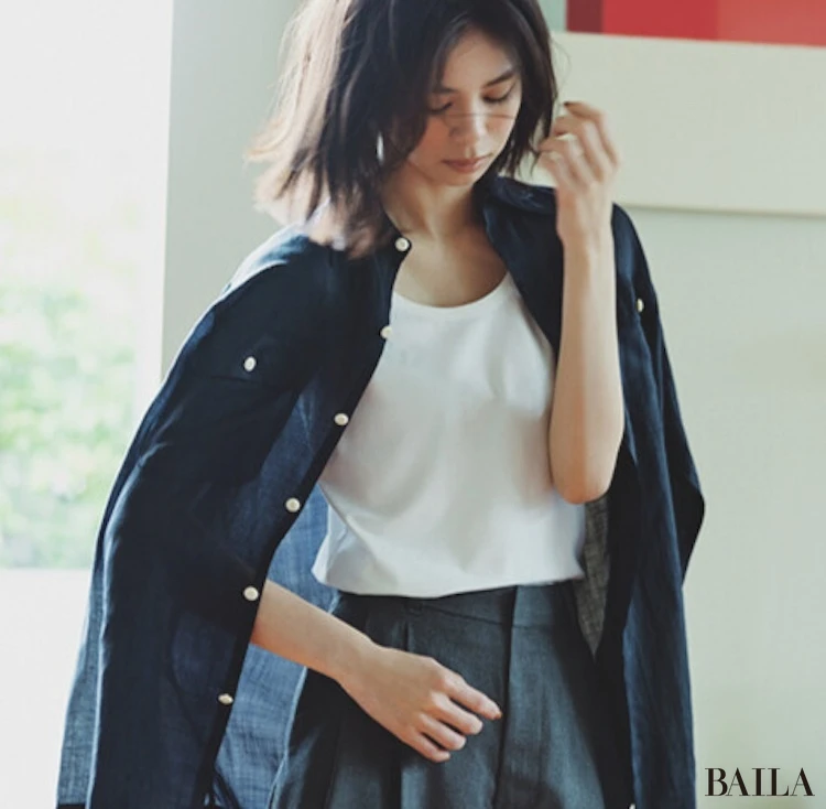 9月のシアーシャツコーデ