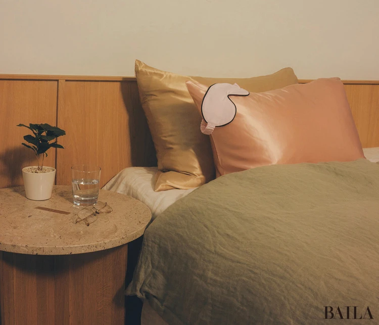 素材にこだわったアイマスク＆枕