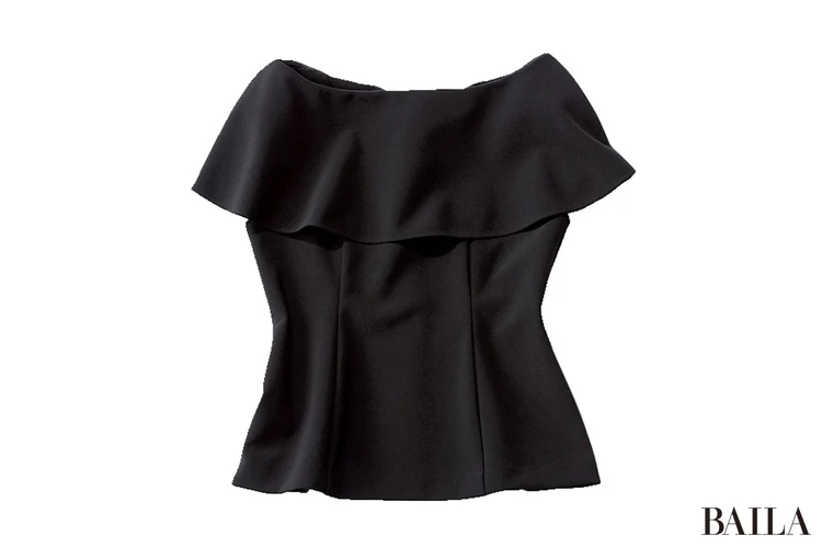 ブラウス￥19910／オンワード樫山（アンクレイヴ）