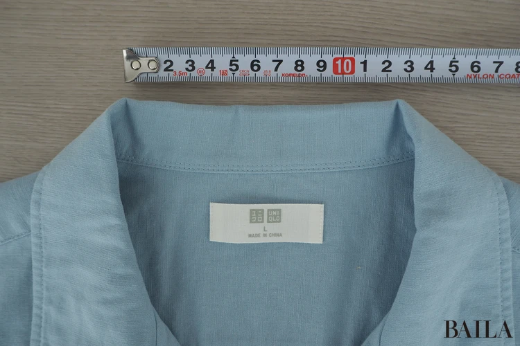 首もとの開き:(横)約12.5cm(縦)約19cm(縦・レビュラーカラー)約12cm