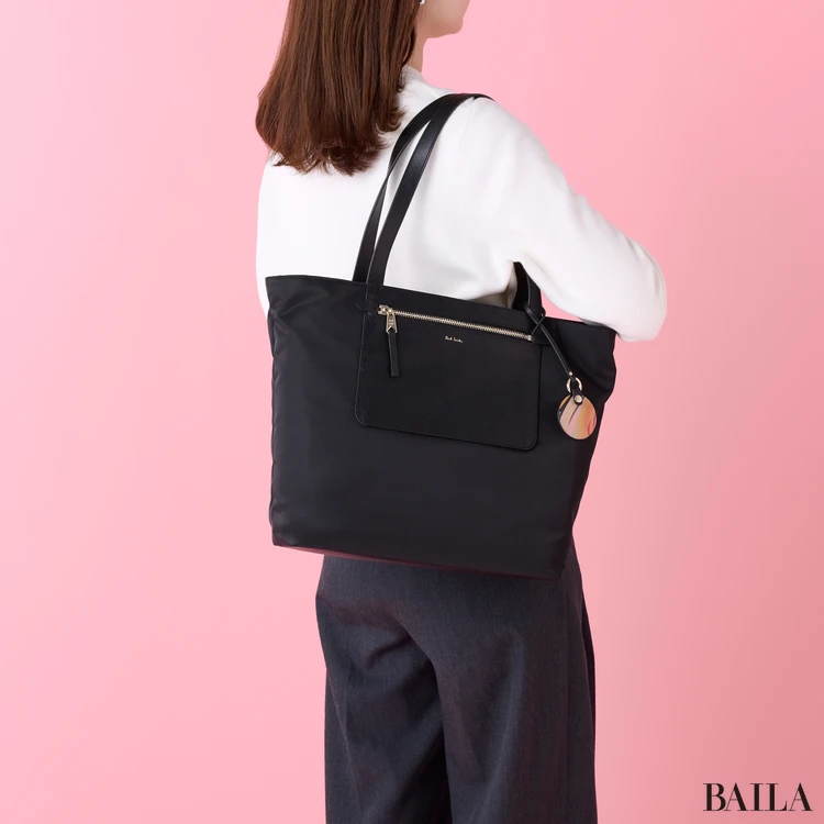 ポール・スミス　モダンナイロン トートバッグ　サイズ感