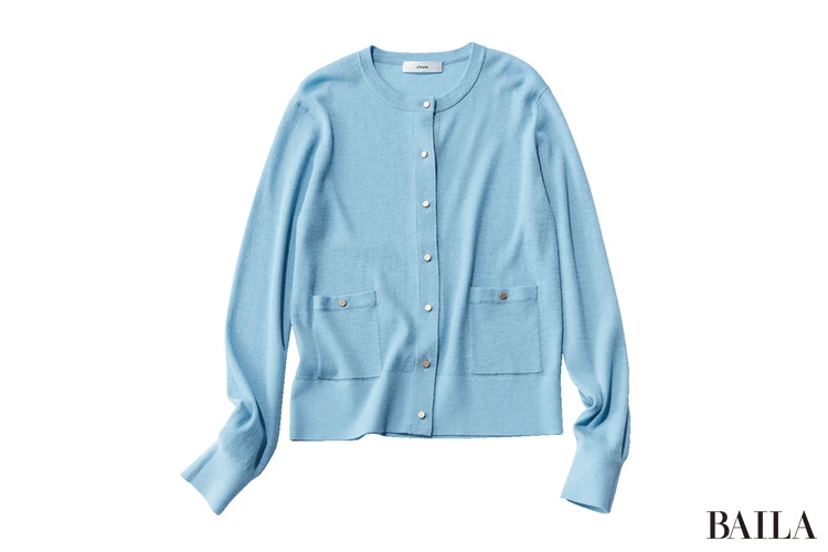 カーディガン￥31900／リトルリーグ インク（エブール）