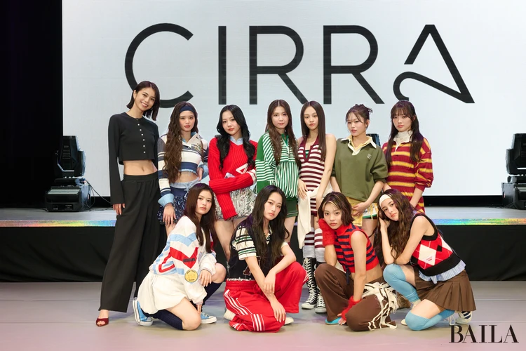 プロデューサーの佐藤晴美さんと、「CIRRA（シイラ）」のメンバー