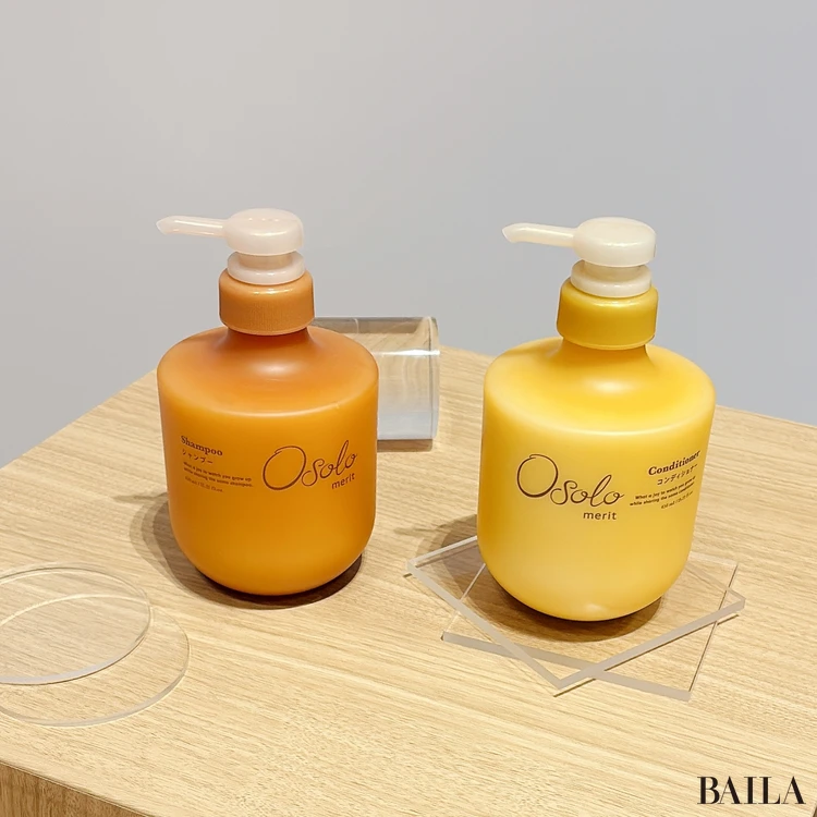 花王「Osolo（オソロ）」発表会　製品の写真　シャンプー　コンディショナー