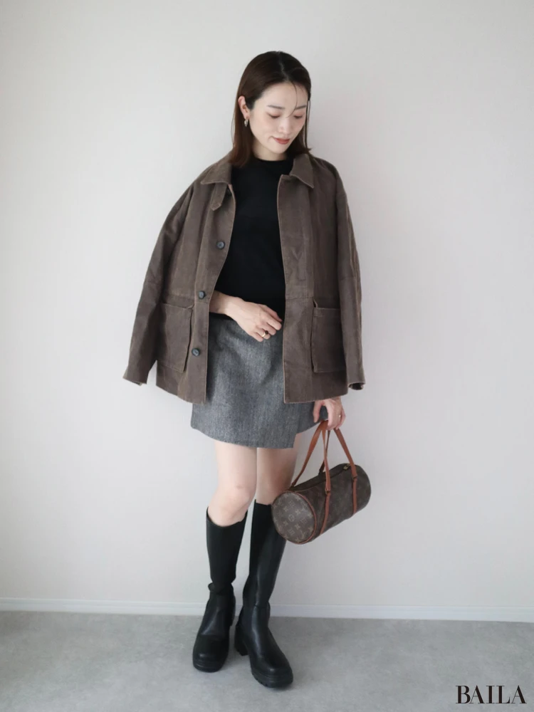 ミースロエ　MIESROHE　レザー　ジャケット　アウター　軽　秋　最高気温　17度　19度　寒暖差　襟　コーデ　秋　休日