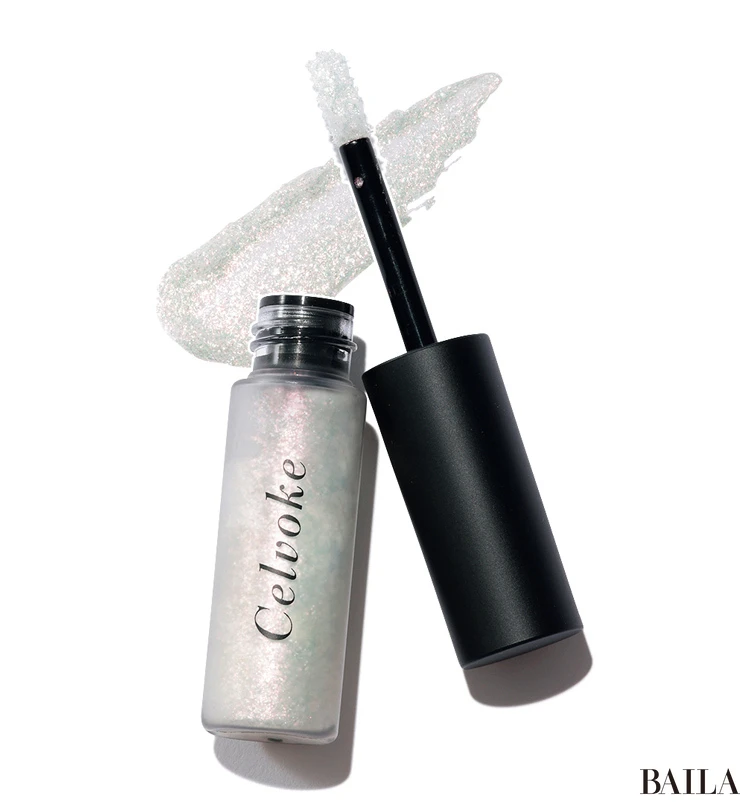 インフィニトリー グリマーリキッド 01￥2970／セルヴォーク