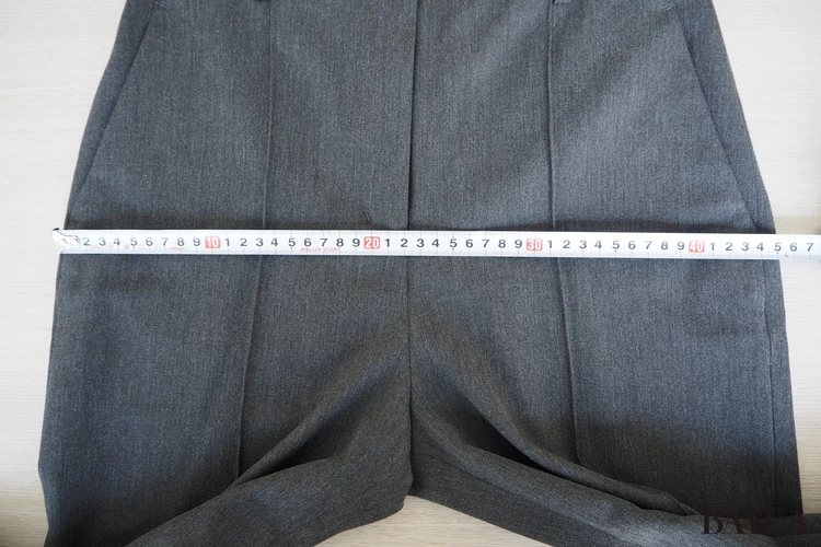 ヒップ（ポケットのつけ根からの幅）：約45cm