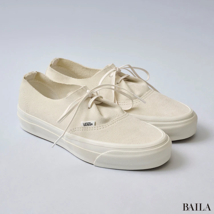 VANSのスニーカー　通勤　歩きやすい　LXAuthenticEase