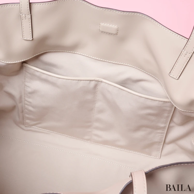 トリー バーチ エラ NATUURA™ ドローストリング トートバッグ メインスペース オープンポケット