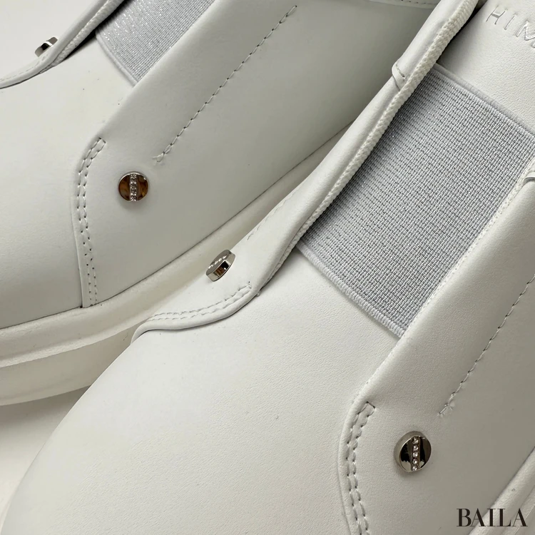 HIMIKO ゴアスリッポンスニーカー デザイン寄り画像