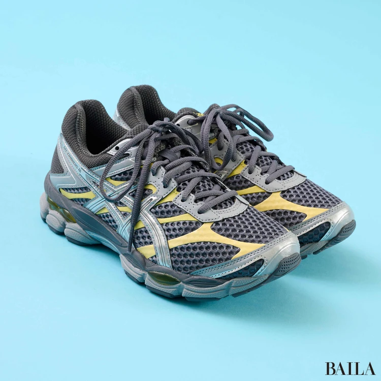 アシックスのスニーカー　GEL-CUMULUS16　歩きやすい