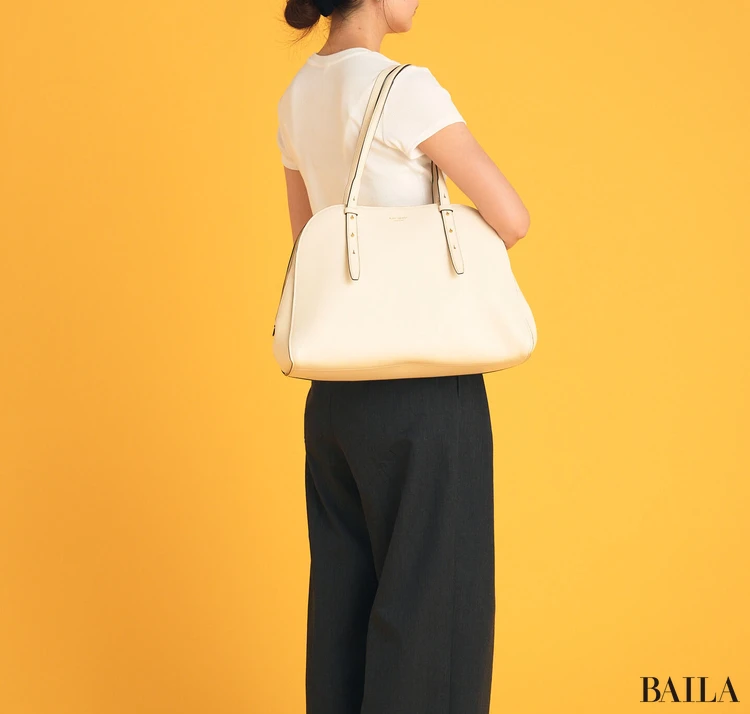 ケイト・スペード ニューヨーク メイズ キャリーオール バッグ サイズ感