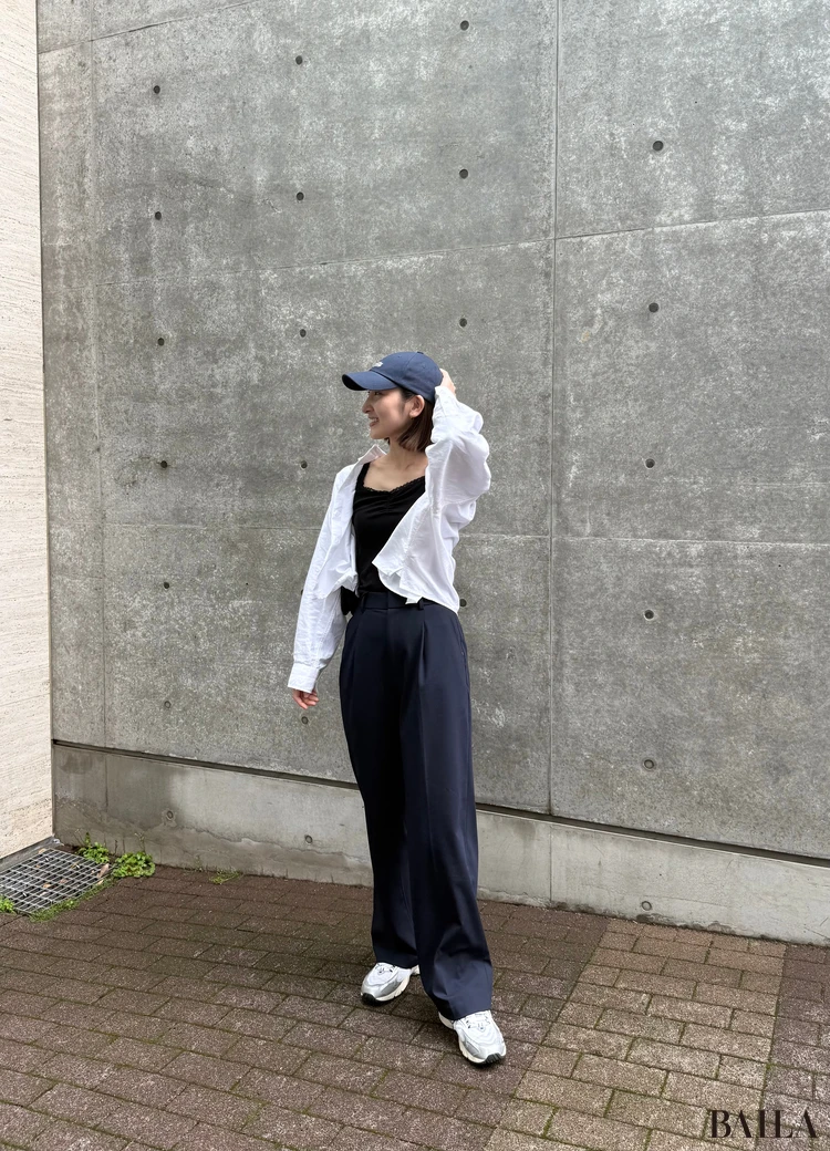 【2025秋】30代 レディースキャップコーデ12選。 過ごしやすい秋こそキャップでアクティブに! 秋色着こなしにも大活躍。_11