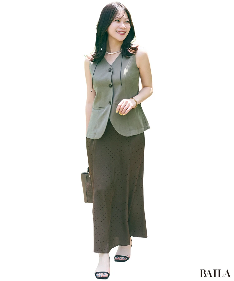 Stola.プレス・萩原紗英さん 夏のワンツーコーデ