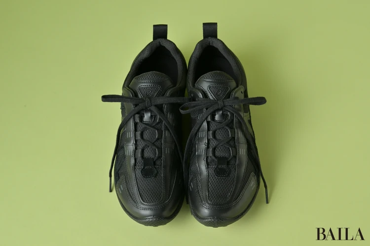 エコー　薄底スニーカー　￥30800