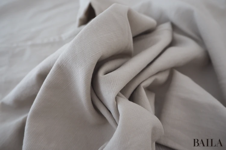 質感：シャリ感＆軽やかさが絶妙。リネン混なのにチクチクしない！