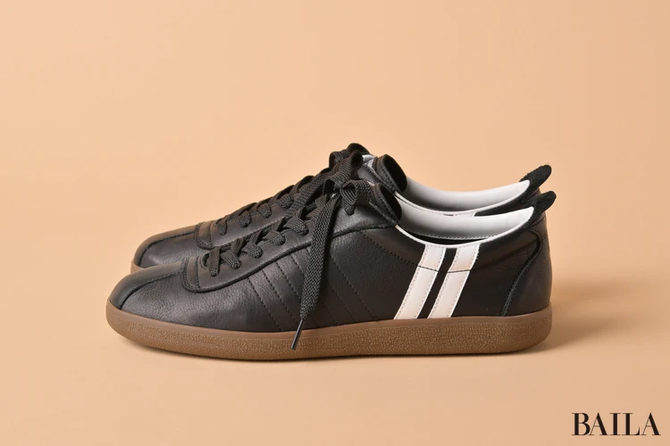 パトリック　レザースニーカー　サイドから見た様子