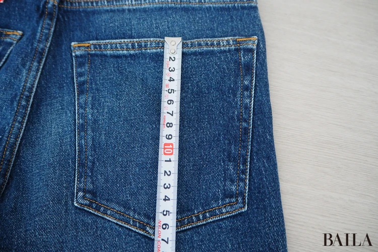 ヒップのポケットの長さ:約17cm