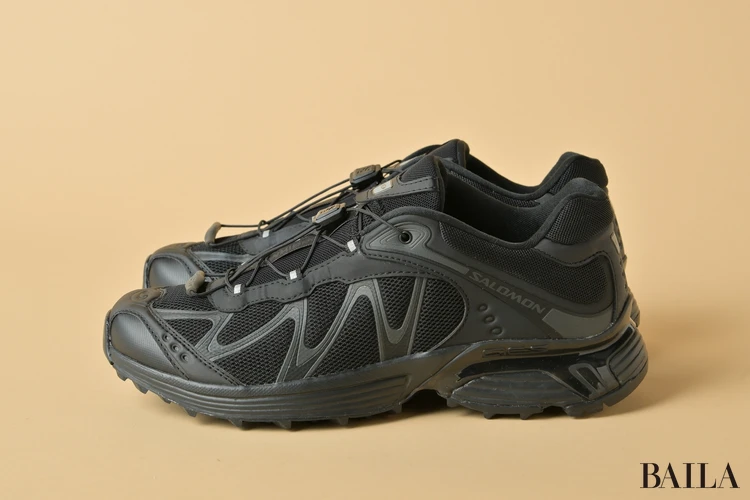 サロモン　XT-WHISPER　サイドから見た様子