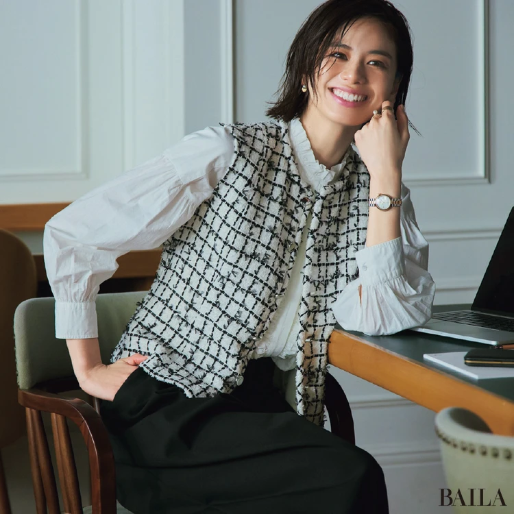 仕事も約束もこれ1つで!「フルラ」の新作バケットバッグ【BAILA今日のコーデ】