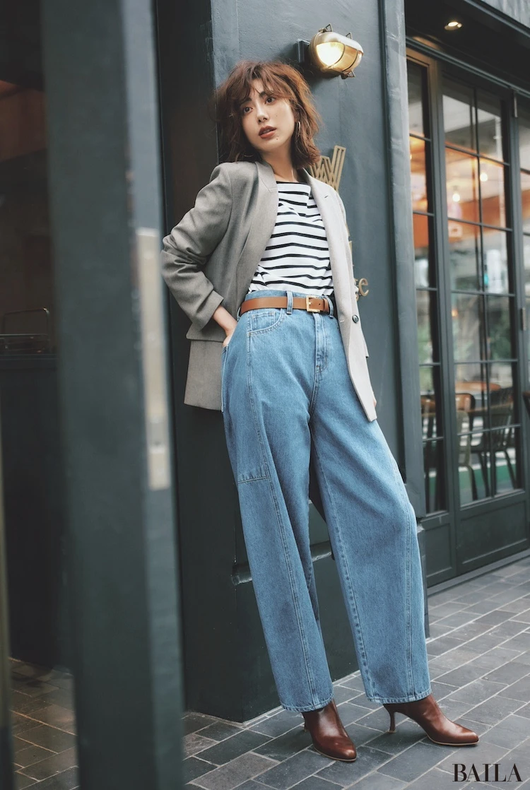 RHCのカーヴィーデニムパンツ