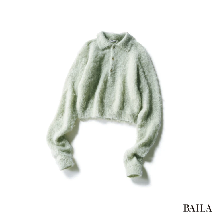 ニット￥48400／オーラリー