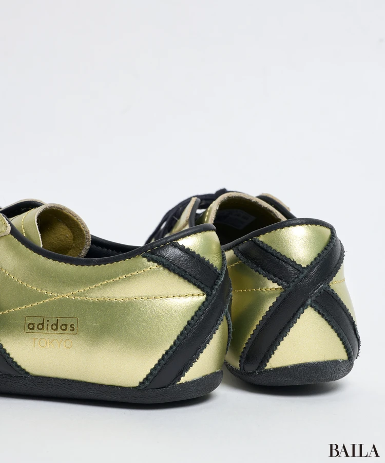 アディダスのスニーカー Tokyo 薄底
