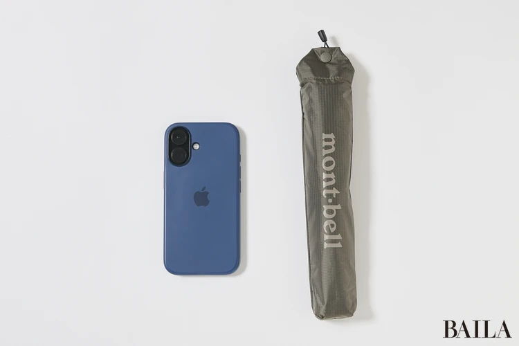 モンベルの日傘　軽量コンパクト設計！バッグに入れても気にならない持ち歩きやすさ