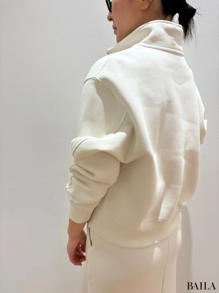 GU「ヘビウェイトスウェットハーフジッププルオーバー」