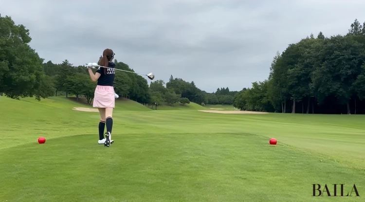 【ゴルフシーズン到来】 大人可愛いゴルフコーデ9選! スーパーバイラーズのおしゃれラウンドコーデが参考になる!_2