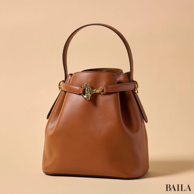 ローレン ラルフローレン　レザー ミディアム Blaike バケット バッグ　￥63800