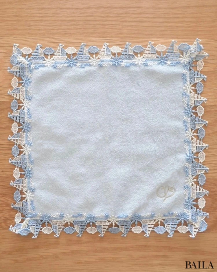 近沢レース店 元町本店限定「マリーン」のハンカチ 全体