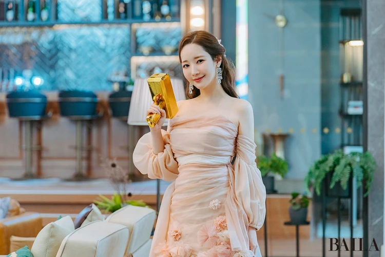 コンフィデンスマンKR　パク・ミニョン