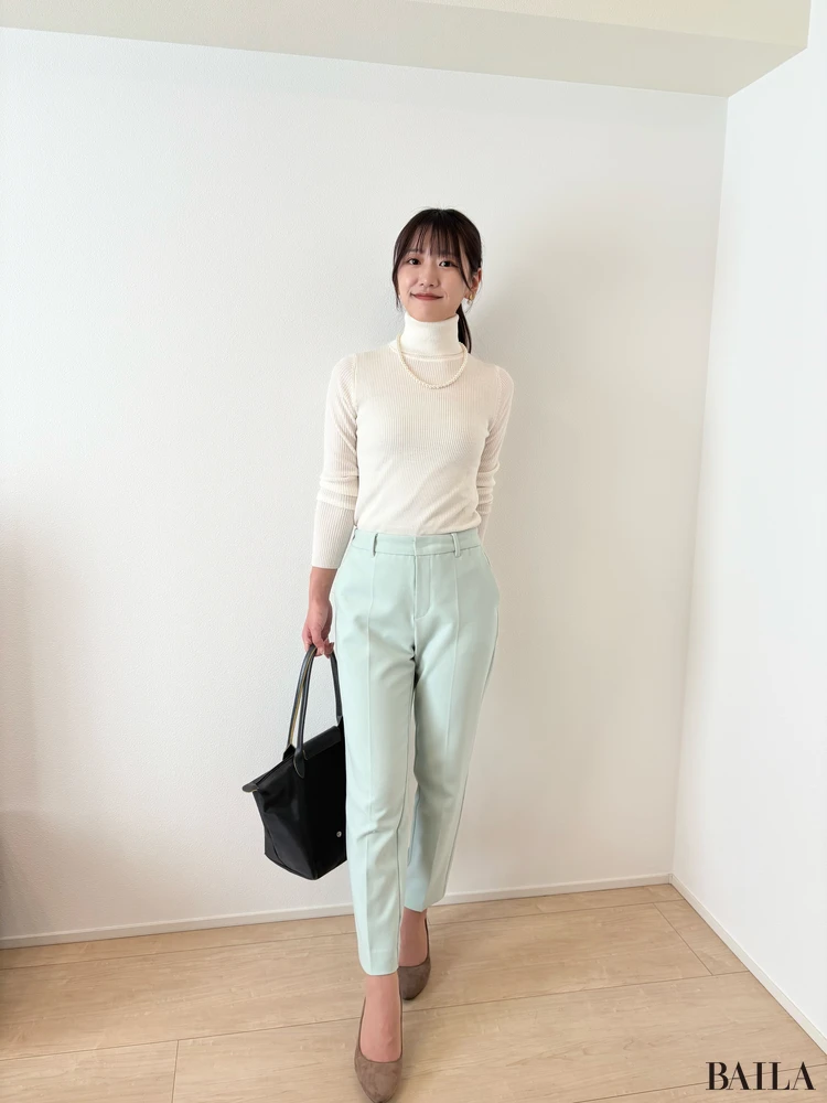 ユニクロ　リブタートルネック