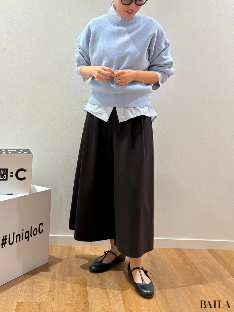 「スムースコットンクルーネックセーター」×「ブロードオーバーサイズシャツ/ストライプ」×「キュロット」