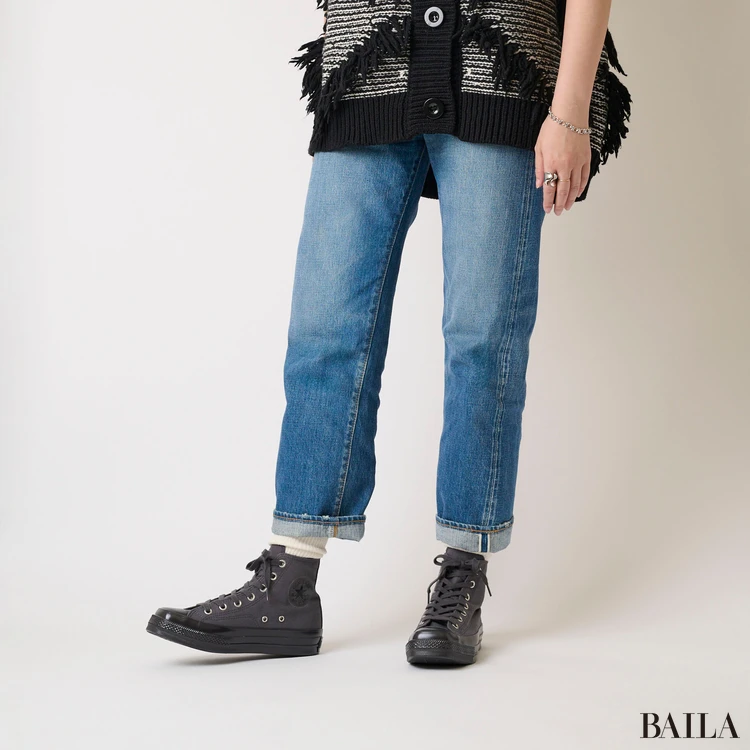 コンバースのスニーカーを試着　スクエアトウ