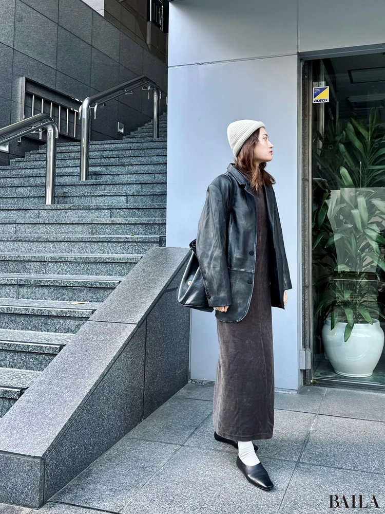 1-2月にアウターを買い足すなら？ 大人女子におすすめ「レザージャケット」コーデ6選。春まで使えるゆったりレザーが今の気分！_9