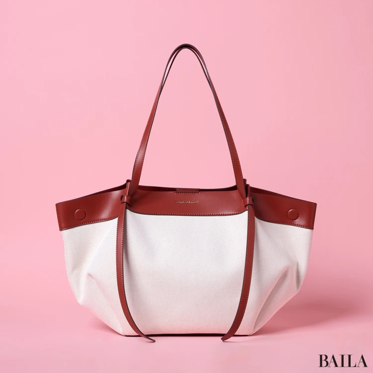 チャールズ＆キース　カルラ キャンバストートバッグ　￥16900