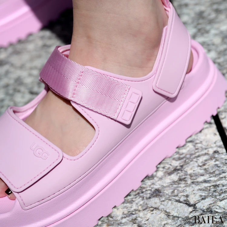 UGG　ゴールデングロウ　スポサン　お試し