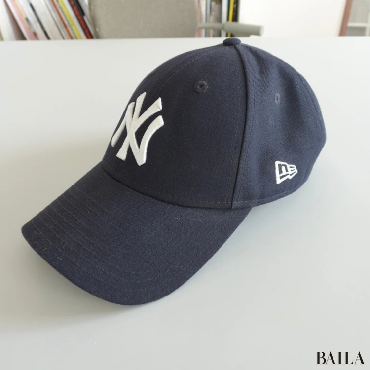 ニューエラの9FORTY ニューヨーク・ヤンキースのブツ写真