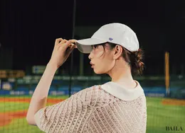 キャップは【無造作なゆるおだんご】でこなれ度底上げ