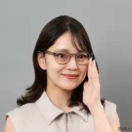 モスコット　LETOSH　ライトグレー　メガネ　華顔　着用画像