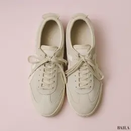 オニツカタイガーのスニーカー　通勤スニーカー　MEXICO66DELEGATION