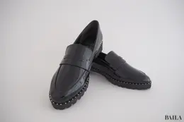 DIANA「オールウェザー対応ローファー」￥17600