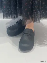 ローファークロッグサンダル￥2990（GU × rokh）