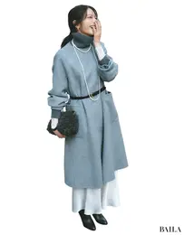 【ベルト】でウエストマークして、【大ぶりアクセ】でツヤをプラス