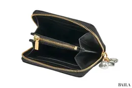 トリー バーチ　財布の中