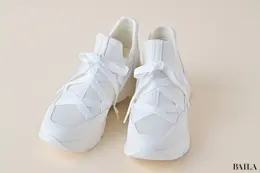 マッキントッシュ フィロソフィー　厚底リボンモチーフスリッポンスニーカー　￥18920