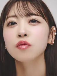 FRUITS ZIPPER（フルーツジッパー）櫻井優衣さん　リップの寄り